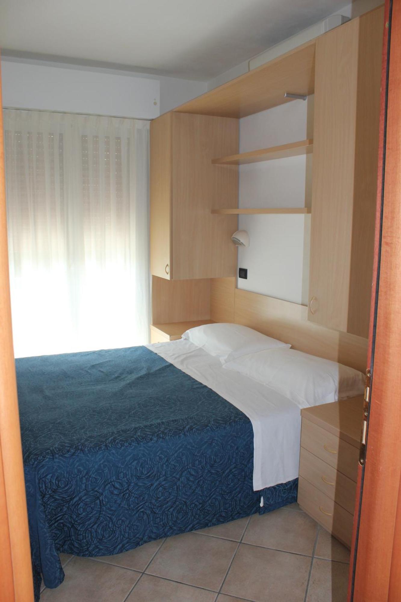 Hotel Bella Igea เบลลาเรีย-อีเจอา มารีนา ภายนอก รูปภาพ
